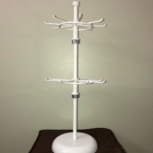 Spinning Jewelry Holder